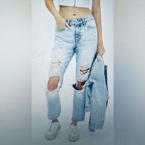 American Eagle Outfitters Light Blue Denim (EUC)